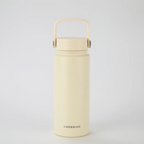 Crossing Urban Ceramic S/S Insulated Flat Cap Bottle With Handle 600ml - Stylish and durable hydration solution.