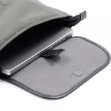 Brand Charger Virtuo AER Backpack compartment showcasing a laptop pocket, designed for modern professionals.