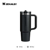 STANLEY The 30oz Quencher ProTour Flip Straw Tumbler (0.88L) in black, perfect for hydration and outdoor adventures.